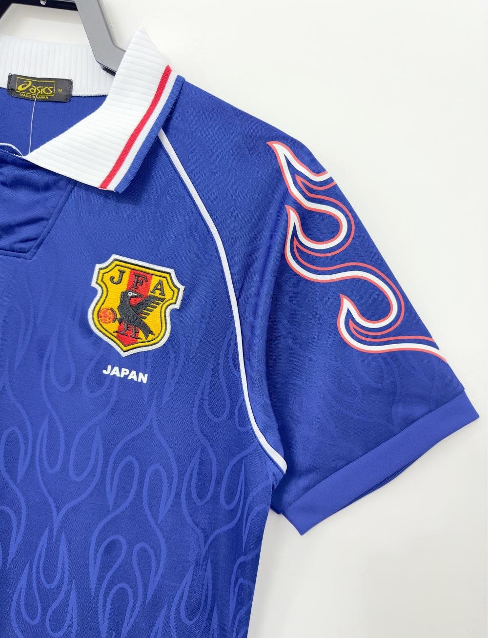 1998 Retro Japan Home Football Jersey AAA fan-grade — view 5