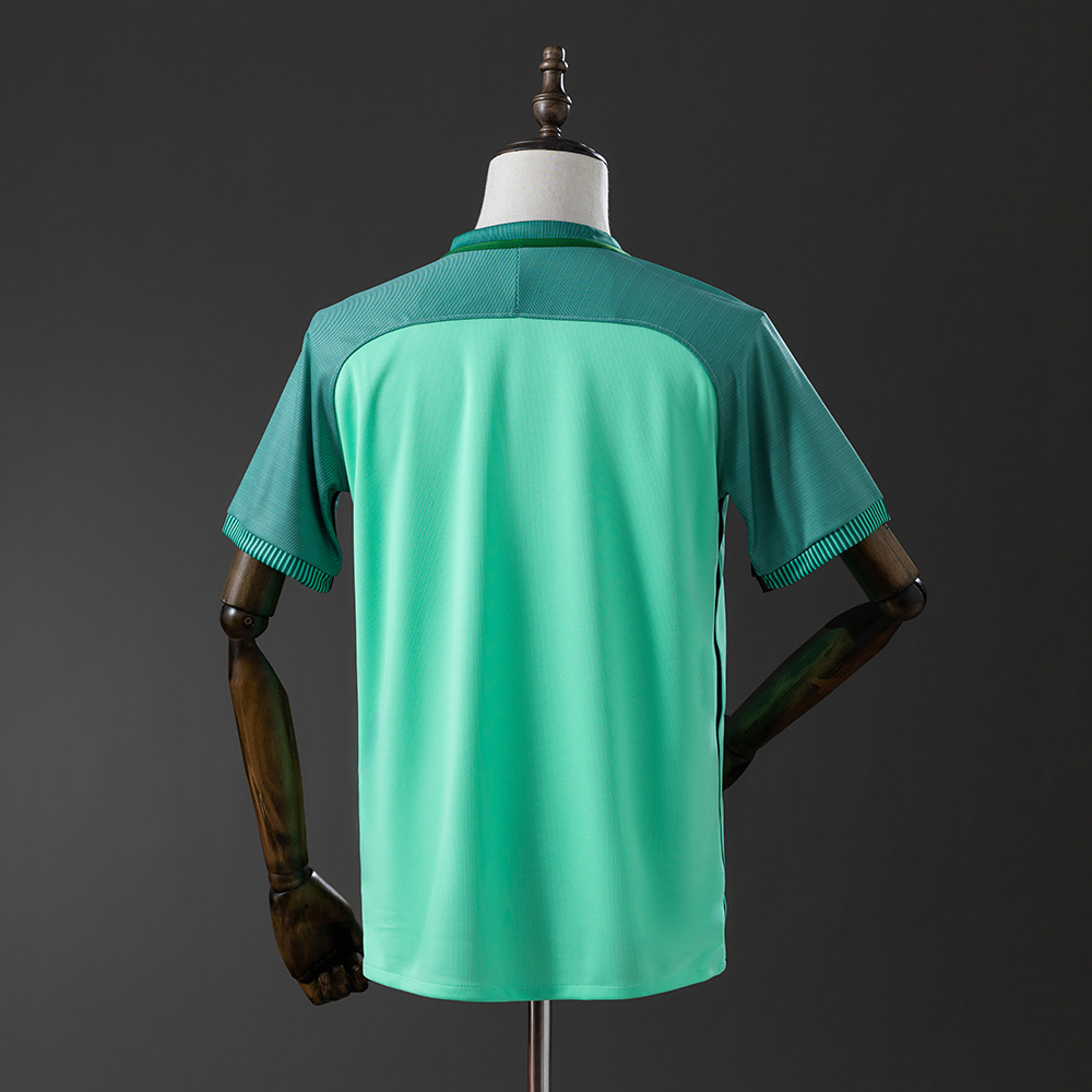 2016 Retro Portugal Auswärts Trikot AAA Fan-Qualität — view 2