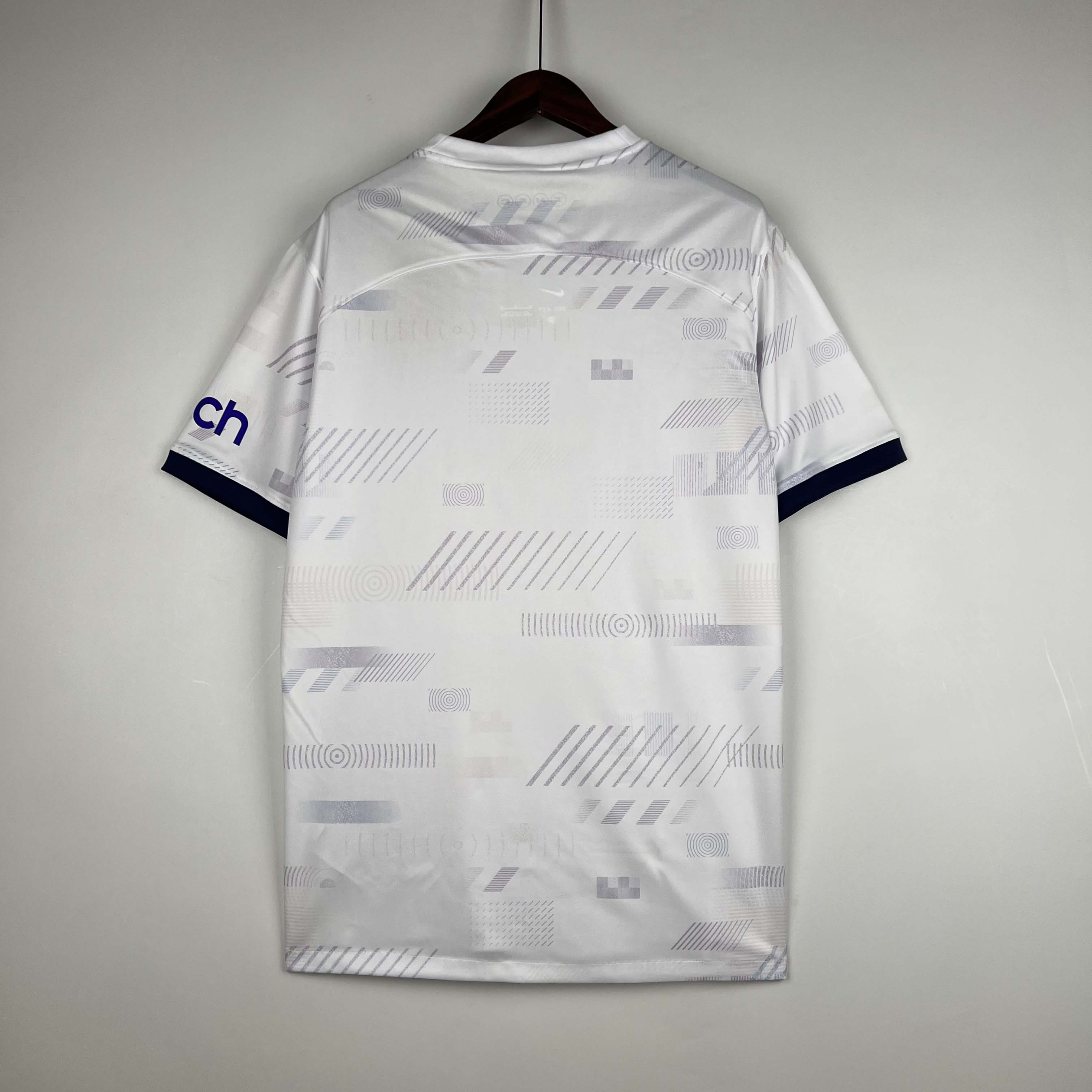 2023/2024 Tottenham Home Football Shirt — view 2