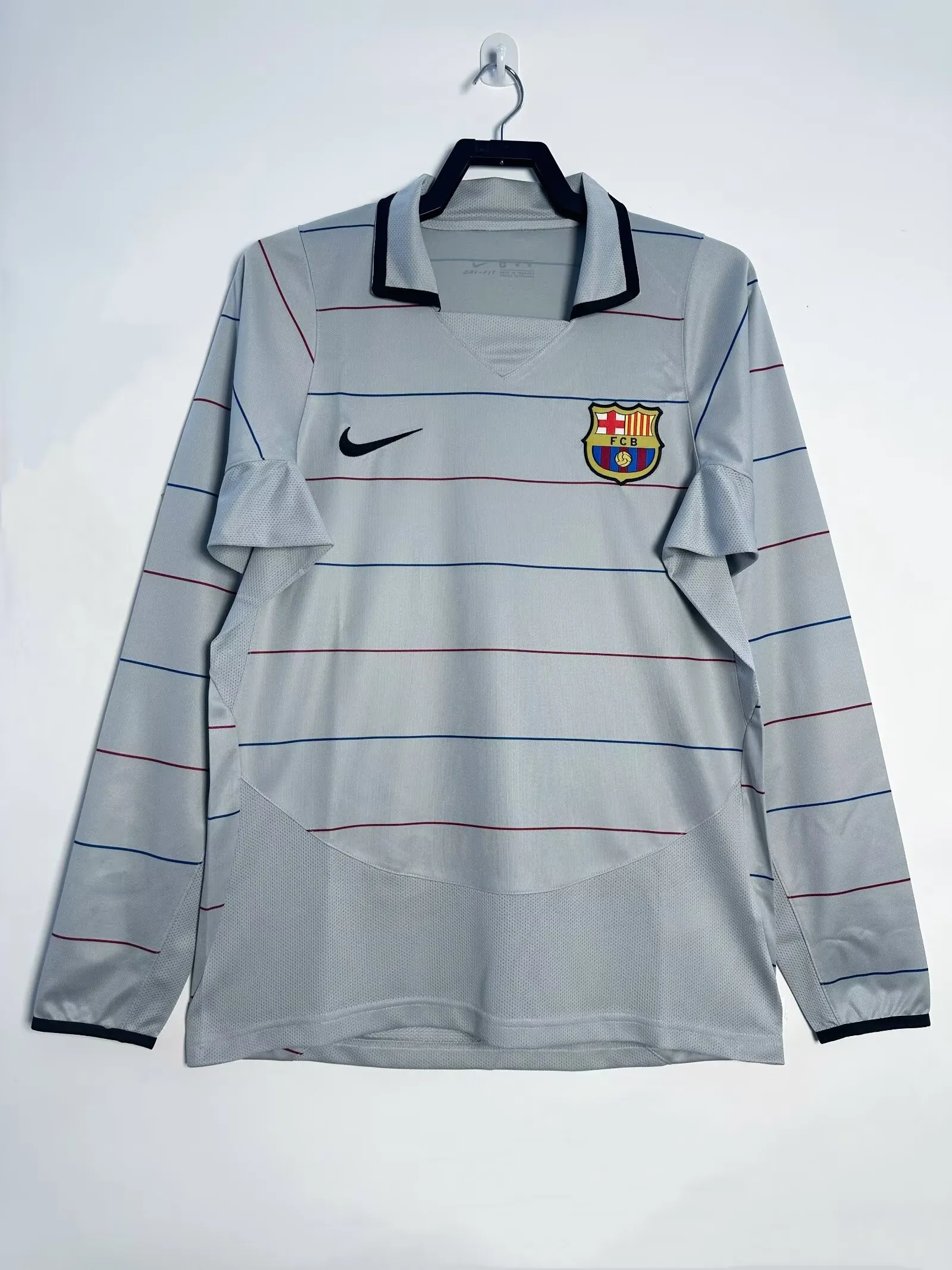 2003/2004 Rétro Barcelone Manches Longues Extérieur Maillot de Foot Qualité Thaï
