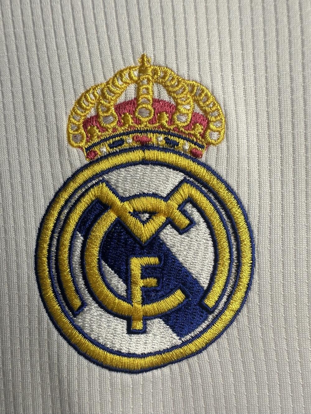 2019/2020 Retro Real Madrid Local Camiseta de Fútbol Calidad Tailandesa — view 4