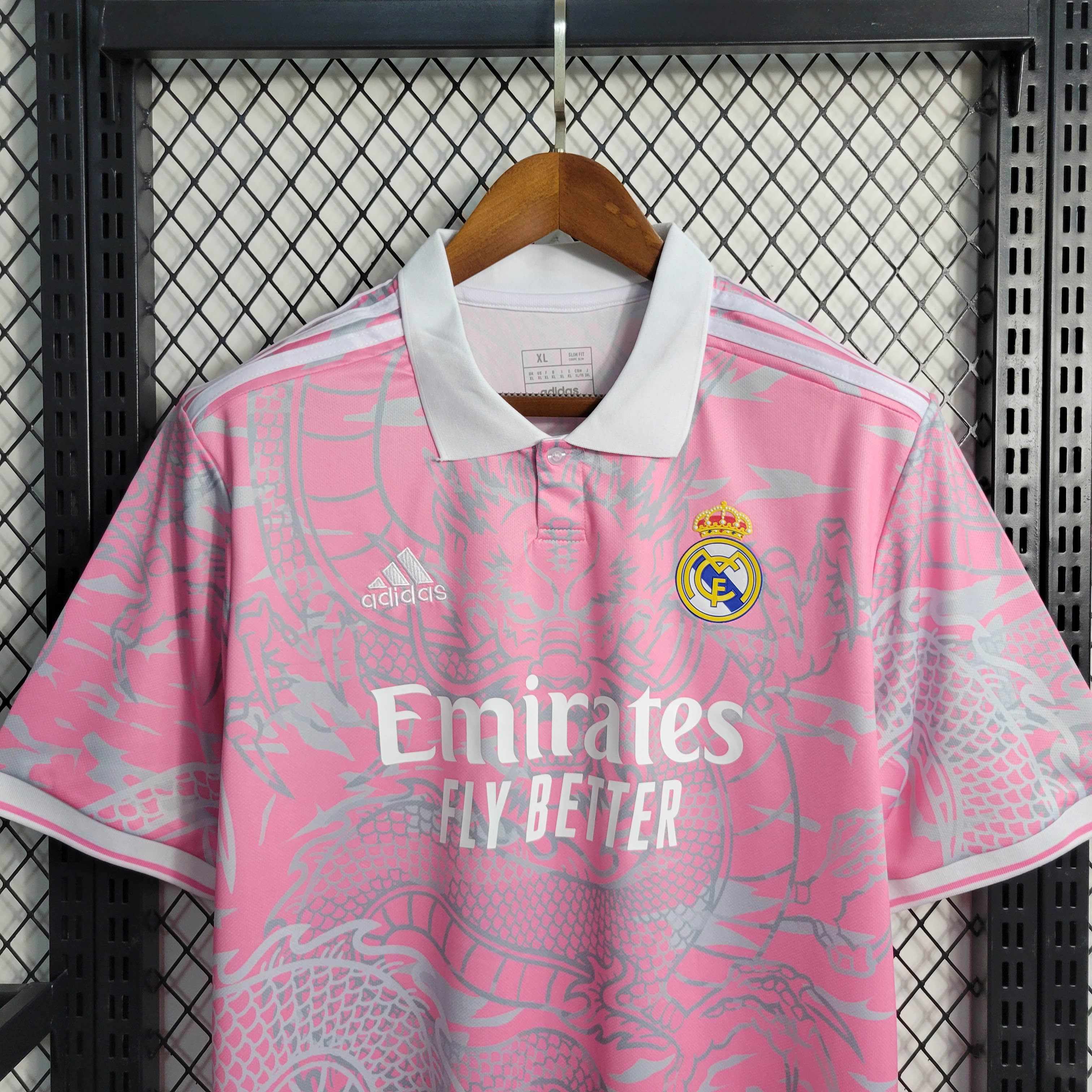 2023/2024 Real Madrid Chinese Dragon Pink Football Shirt AAA fan-grade — view 4