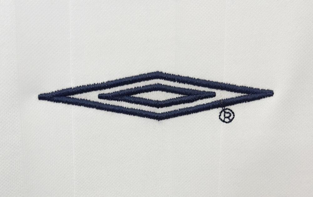 2002 Retro England Home Soccer Jersey AAA fan-grade — view 6