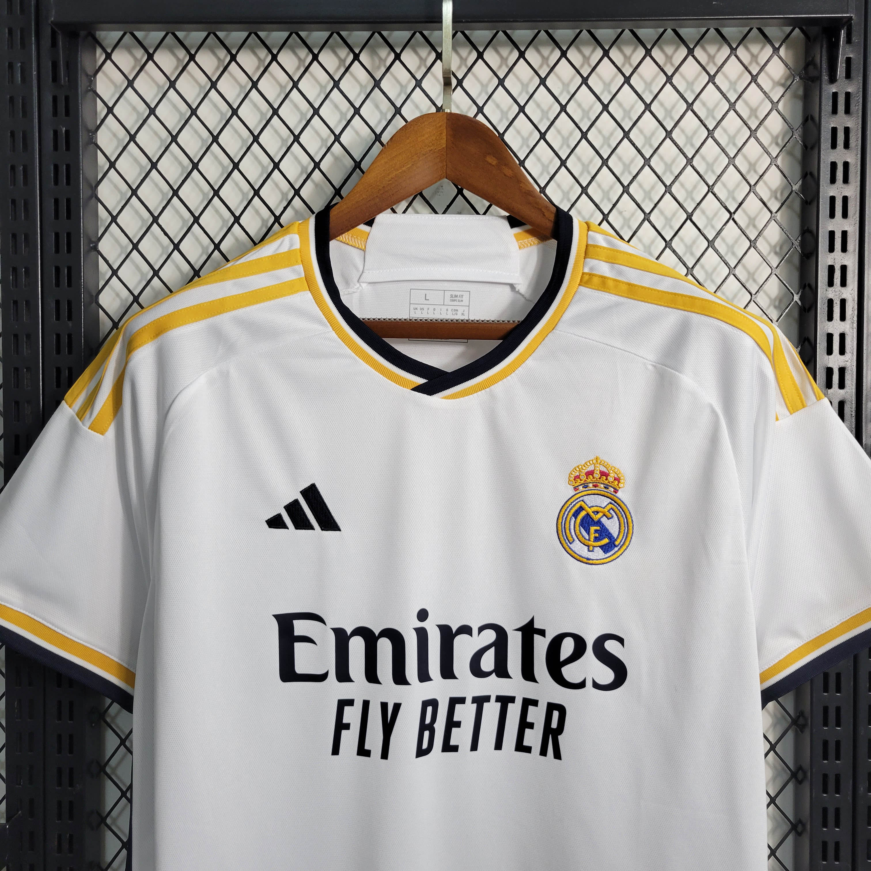 2023/2024 Real Madrid Home Football Shirt AAA fan-grade — view 3