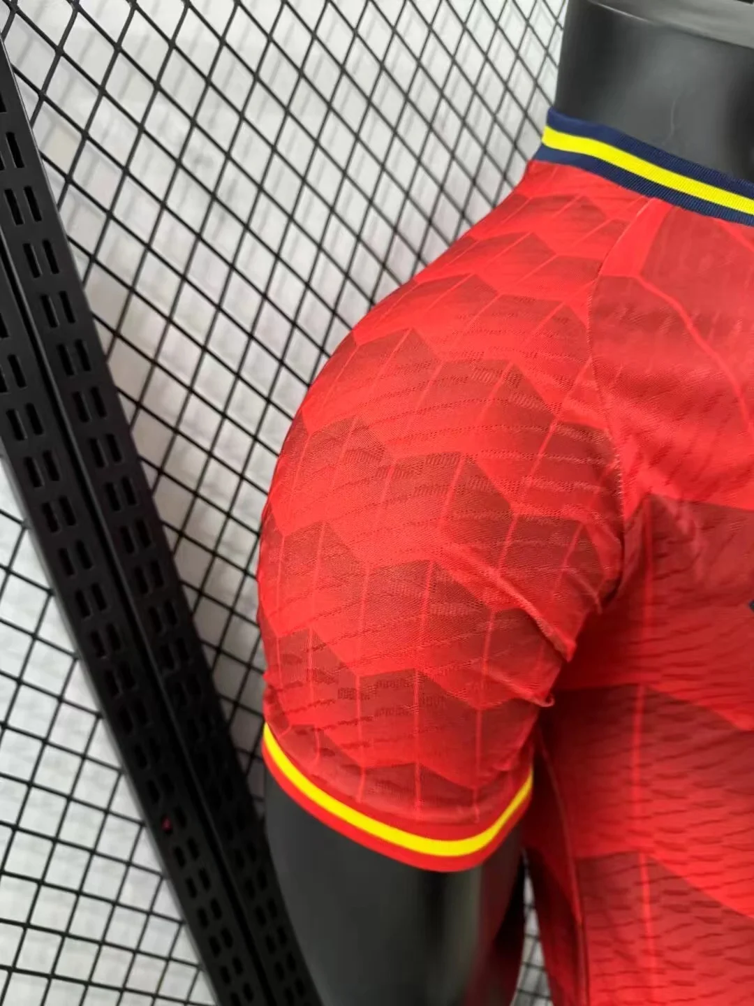 2024/2025 Spielerversion Spanien Sonderausgabe Trikot 02 — view 4