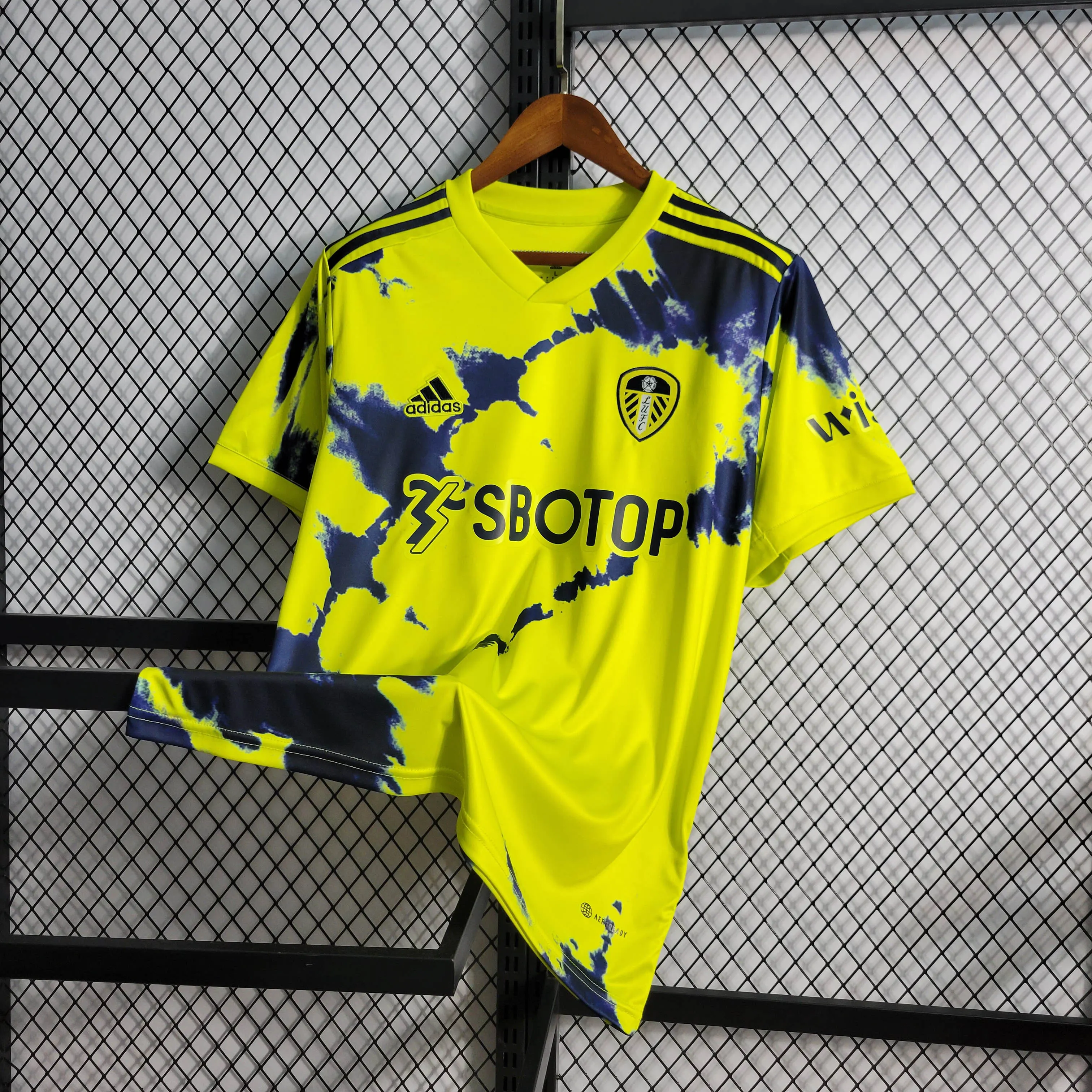 2022/2023 Leeds United Away Soccer Jersey — view 3