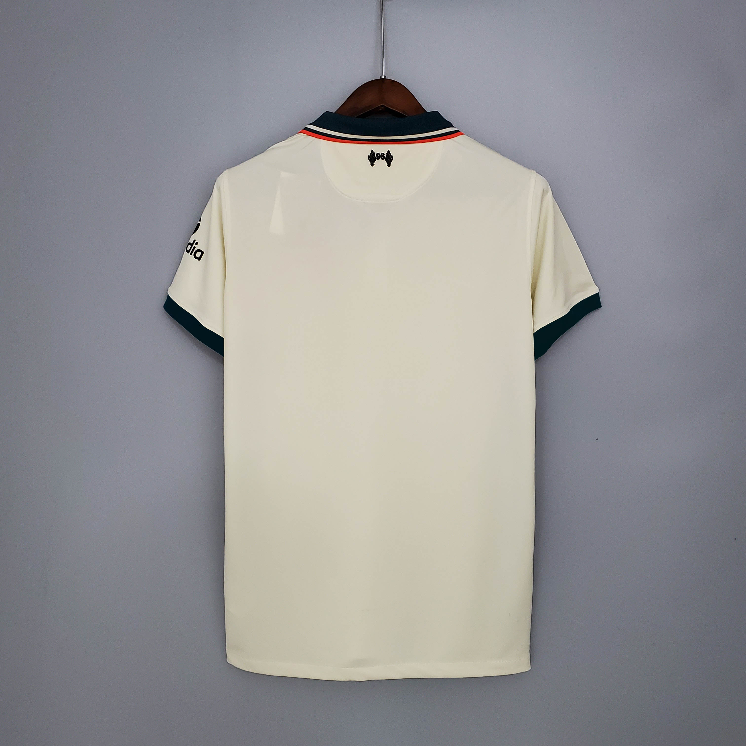2021 / 2022 Liverpool Soccer Jersey AAA fan-grade Away — view 3