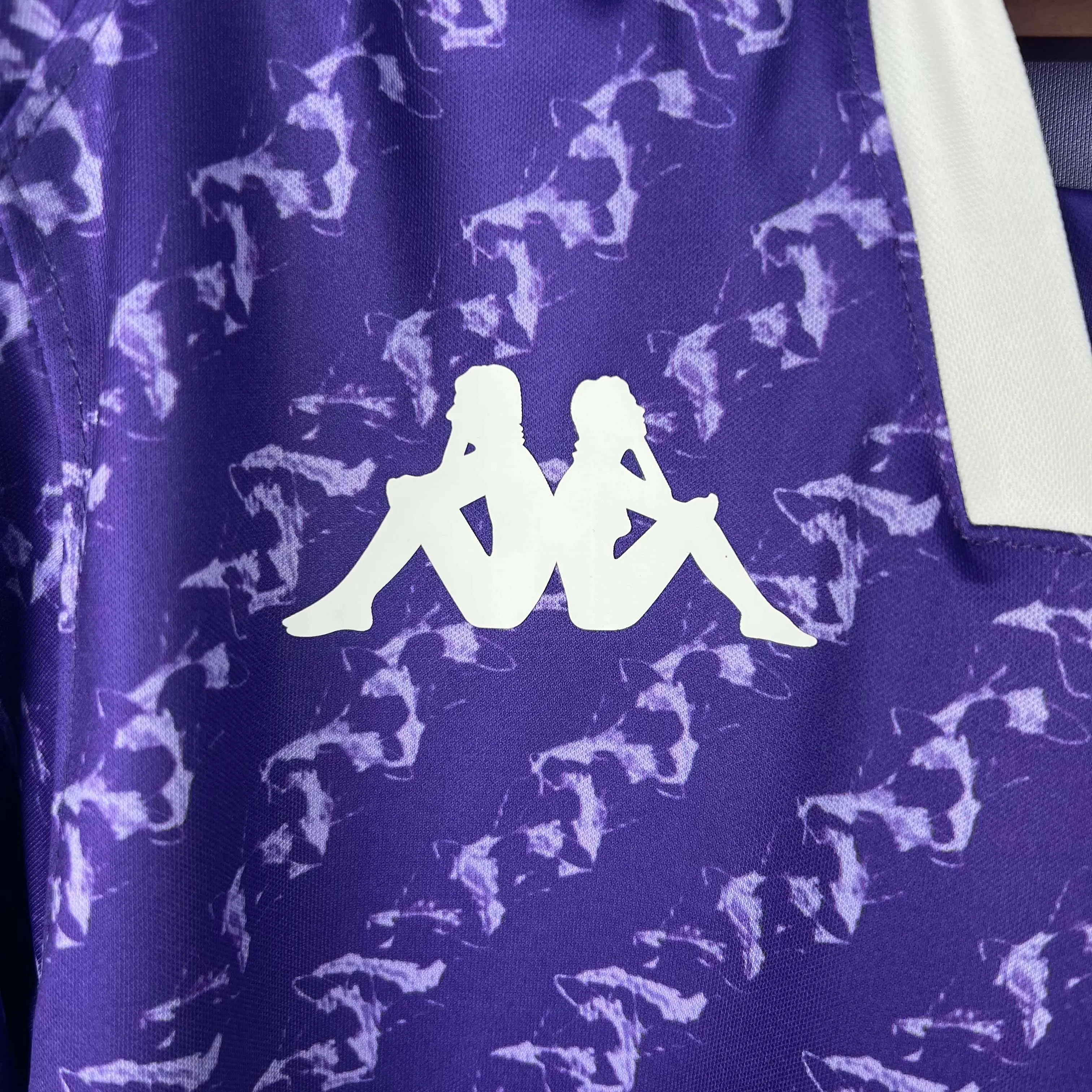 2023/2024 Fiorentina Home Soccer Jersey AAA fan-grade — view 5
